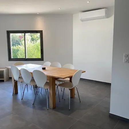 Apartament Lmg *