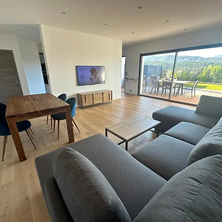 Apartment Lmg *