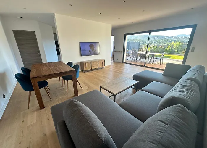 Apartment Lmg *